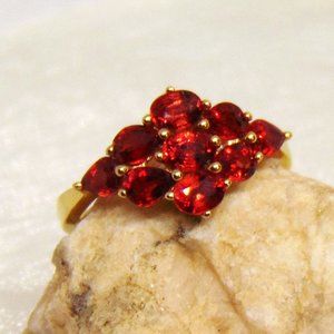 Genuine Ruby 10K Ring Phenomenal Color Natural Gemstones Yellow Gold Birthstone